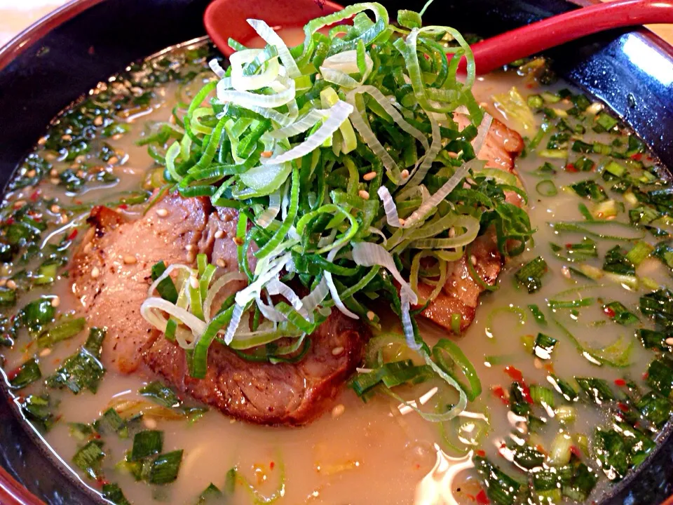 ピリ辛四天王ラーメン@薩摩ラーメン四天王園部店|BOYZ II 麺さん