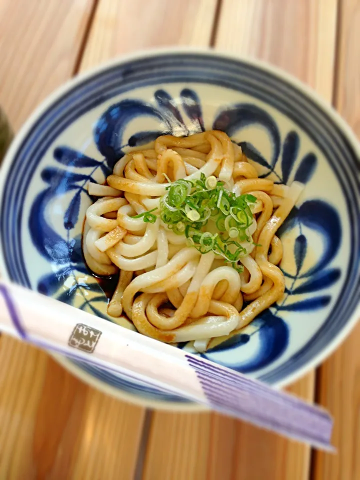 おみや桂さんの伊勢うどん|カザラさん