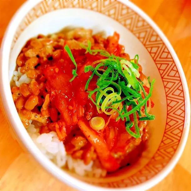 Snapdishの料理写真:納豆キムチ丼❤️|さてぃ☆さん