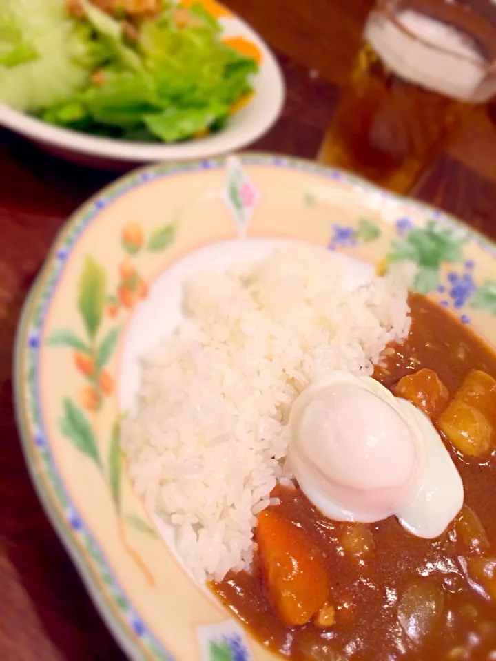 Snapdishの料理写真:基本のチキンカレー温玉トッピング|ありさん