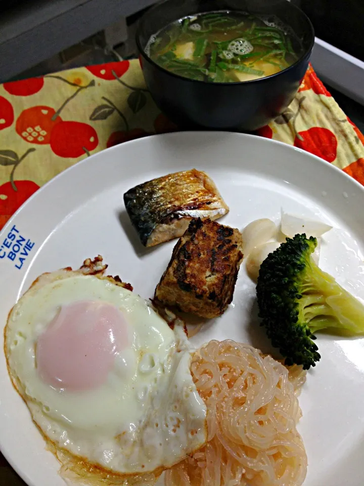 Snapdishの料理写真:朝ごはん。これにて、外飯|ハルさん