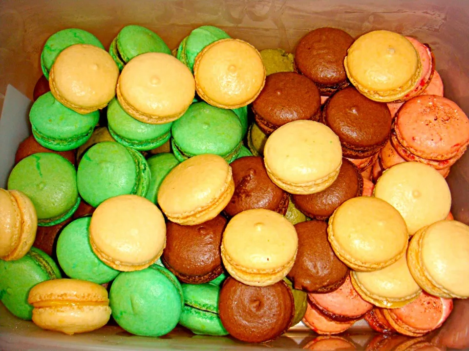 Snapdishの料理写真:French Macarons|ダイアナさん