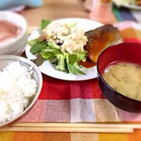 サバの味噌煮 定食|ちいさん