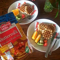 Saturday waffle breakfast|Lina Butlerさん