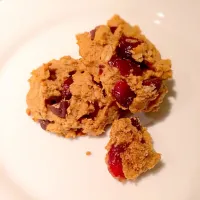 Snapdishの料理写真:Almond Cranberry-Chocolate Chip Cookies|alison marieさん