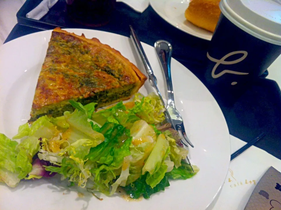 Spinach & mushroom pie|skyblueさん