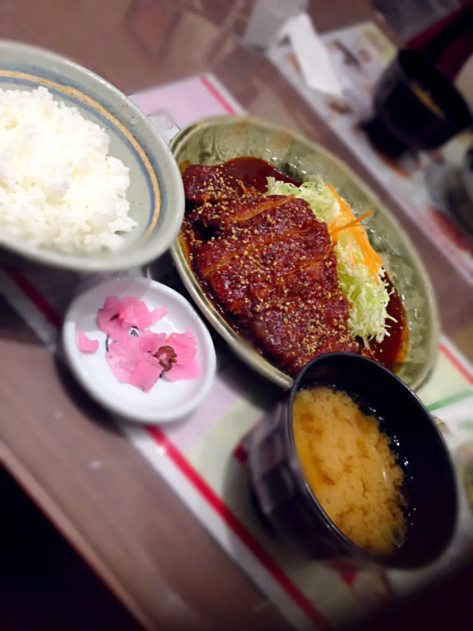 矢場とんのロースかつ定食|みきぺでぃあさん