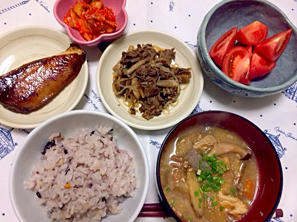 豚汁と鰤照焼きの和定食|chikaさん