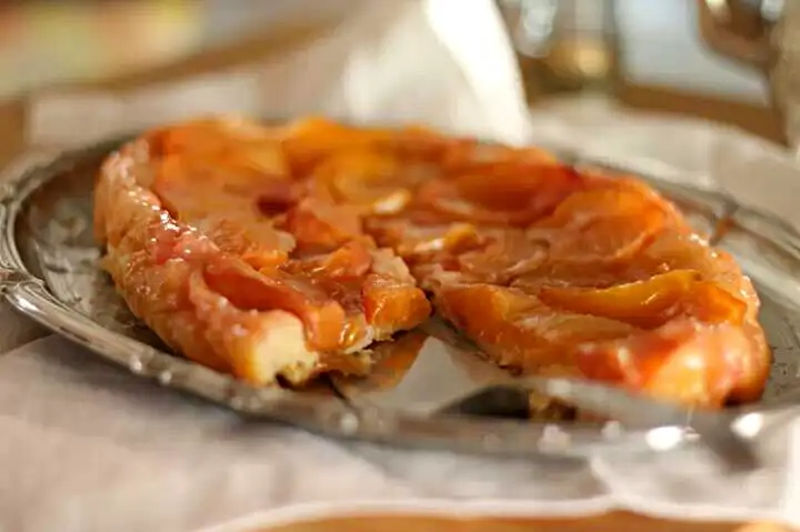 tarte tatin alle pesche|Diana Sangiorgioさん