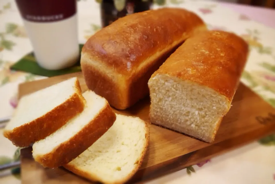 Snapdishの料理写真:イギリス食パン🍞|メイスイさん