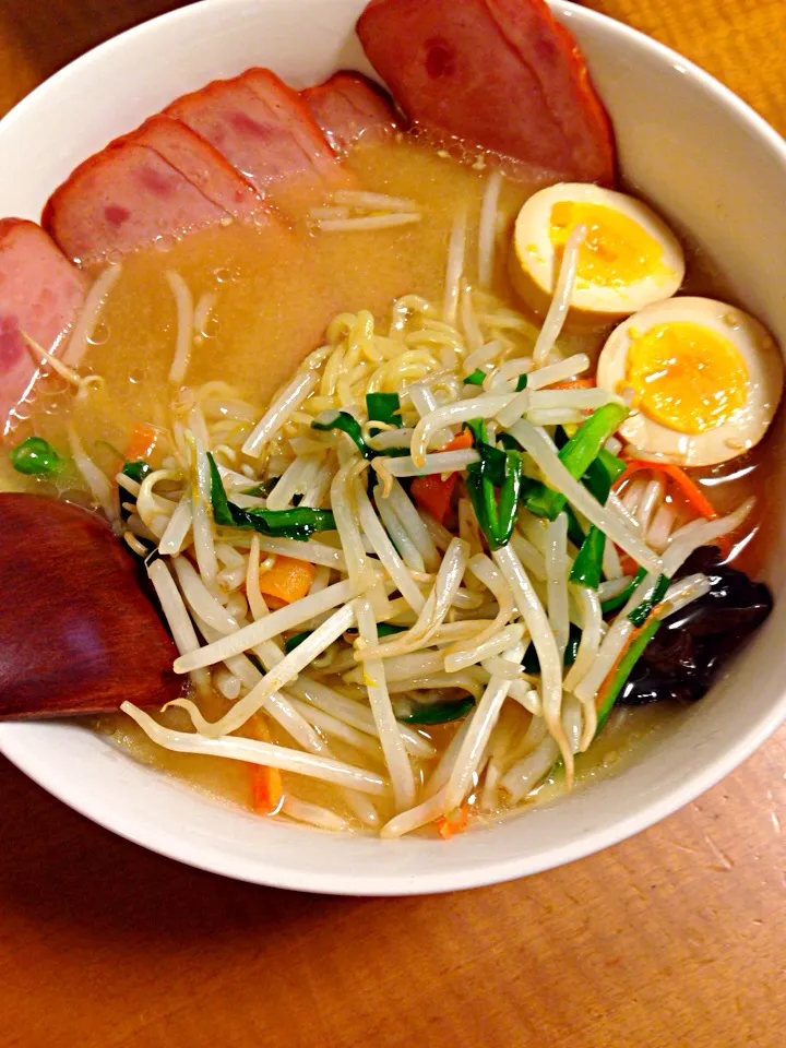 西山ラーメンで味噌タンメン|中華蕎麦 銀時さん