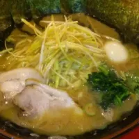 Snapdishの料理写真:ラーメン|ゆうじろうさん