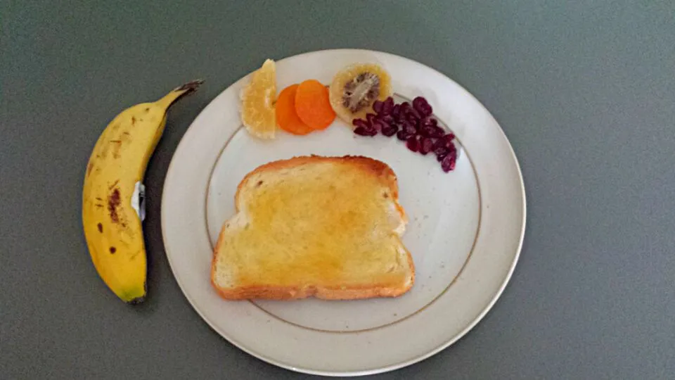 toast with fruit|chandu patilさん