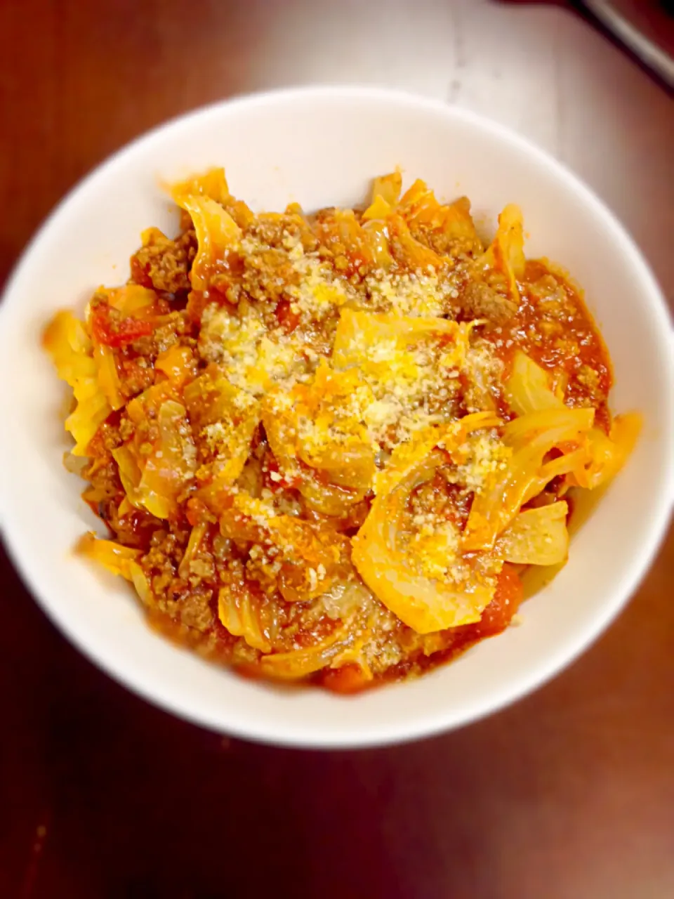 Snapdishの料理写真:Leftover taco meat with tomato and cabbage|Mama Kathi Dinerさん