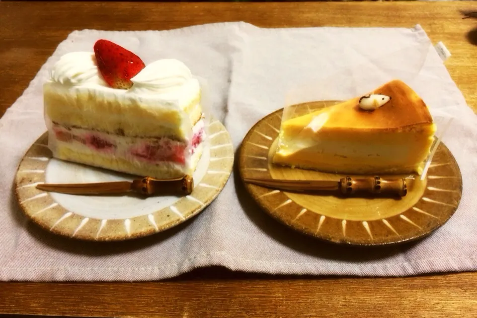 Snapdishの料理写真:いただきケーキ。|にこらいさん