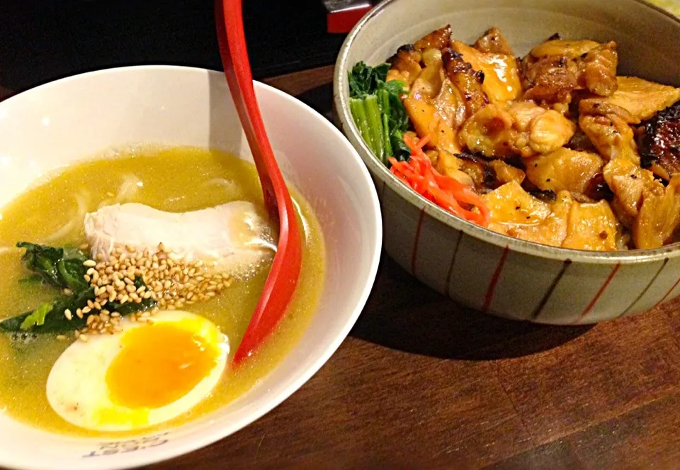 焼鳥丼•ミニ鶏塩ラーメン|toshi,I🍴さん