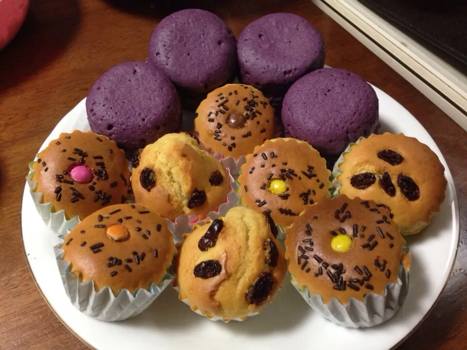 Homemade muffins & macaroons😋|Ria Takedaさん