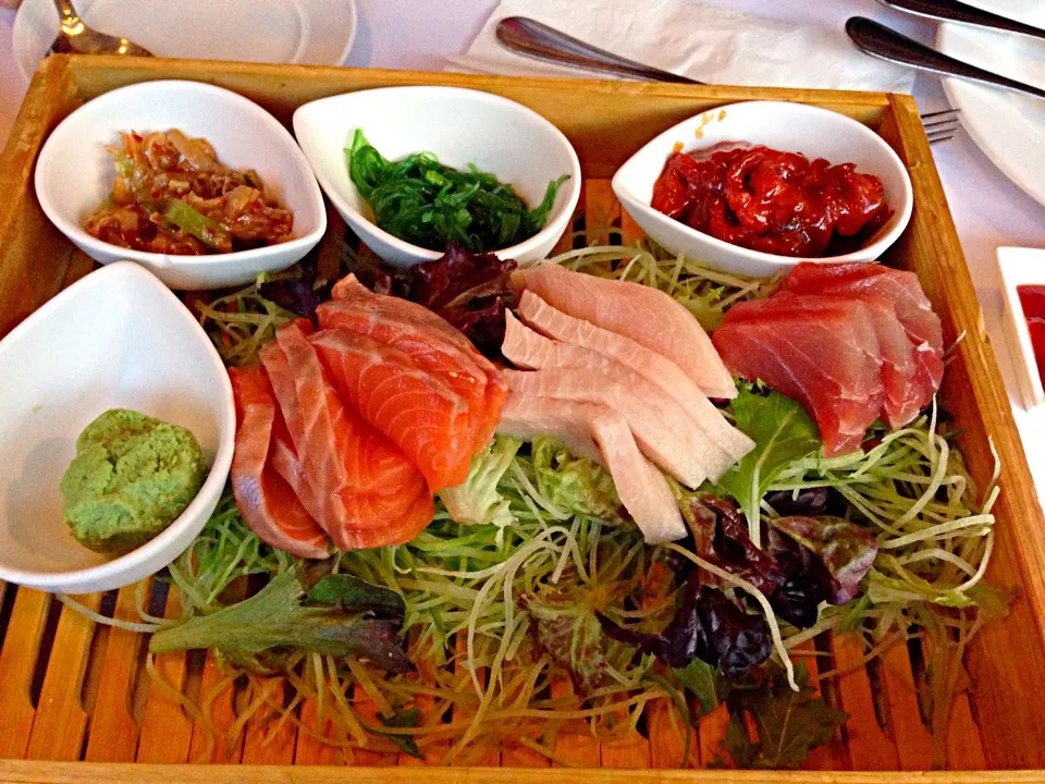 Raw Sashimi Platter|hweeyhさん