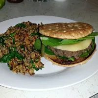 Homemade Black Bean Burger w/Gouda Chz and Spring Mix and Tricolor Quinoa w/roasted tomatoes and garlic|Alexis Chante'さん