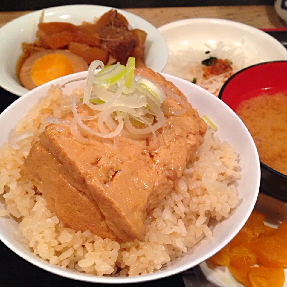 Snapdishの料理写真:とうめし定食@お多幸(日本橋)|塩豚骨さん