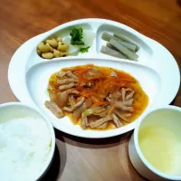 息子の晩ご飯

豚肉の野菜あんかけ
煮豆
かぶの煮付け
ゴボウ
ご飯
味噌汁|りんりんりんころさん