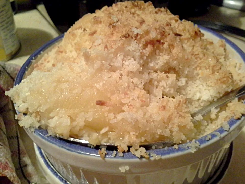 Snapdishの料理写真:Pina colada crumble|Fe's kitchenさん