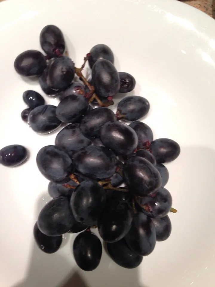 Snapdishの料理写真:Grape|Anastasiya Milashevskayaさん