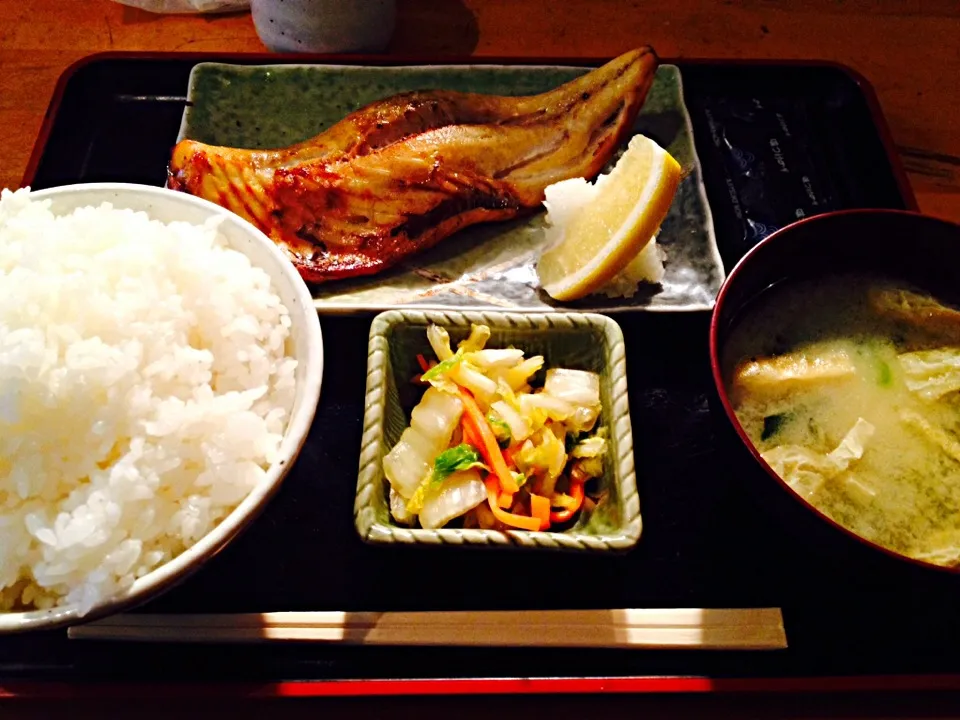 Snapdishの料理写真:焼き鯖定食|マユマユさん