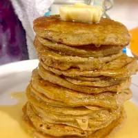 Snapdishの料理写真:Vegan banana oat + hemp protein pancakes!|Hannah Jacquesさん