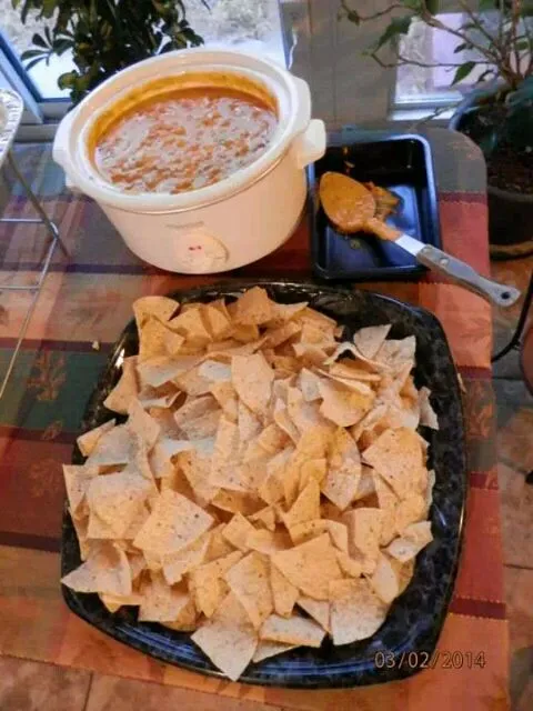 Superbowl chips and dips..my brother went all out and more pics to come|mitchellさん