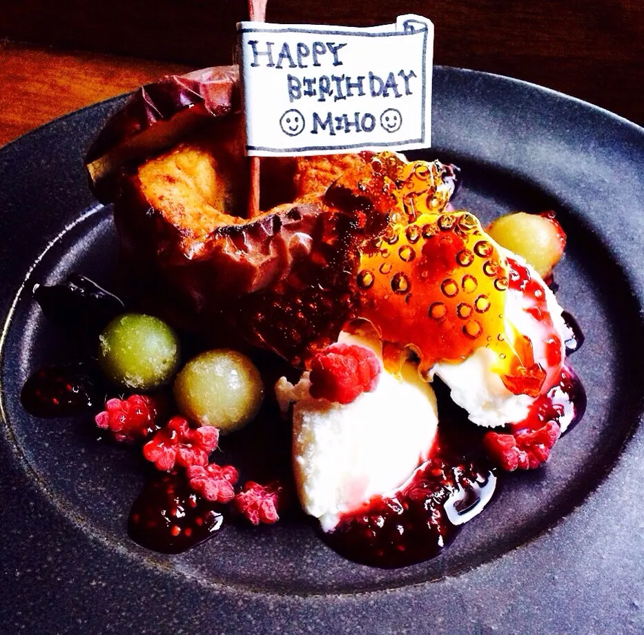 Snapdishの料理写真:Dessert plate of baked apple 焼きリンゴのデザートプレート|AYANOさん