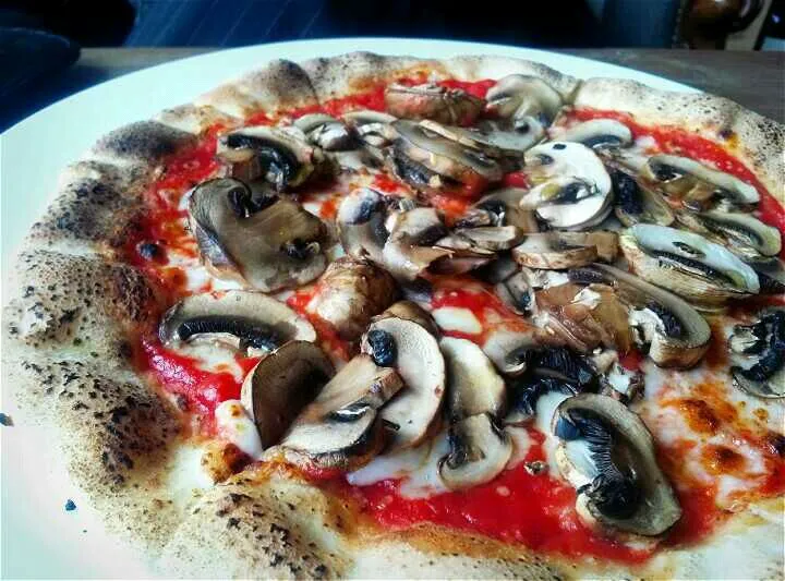 pizza funghi~ :)|Topchefさん