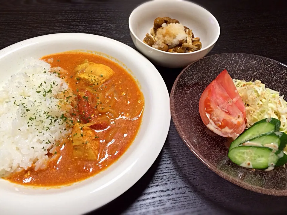 バターチキンカレー、大なめこのおろしポン酢、ミニサラダ|さちこさん