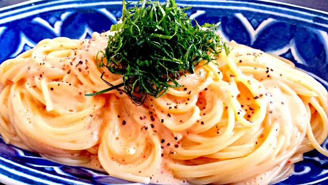 Snapdishの料理写真:明太子のクリームパスタ|KANAさん