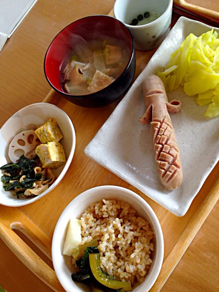 スーパーソーセー人とお昼ご飯|かわちさん