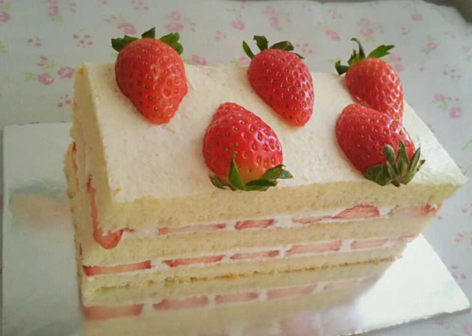 Japanese Strawberry Shortcake ♥|Shannonさん