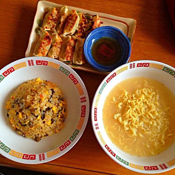 高菜炒飯、とんこつラーメン、餃子|ピンコさん