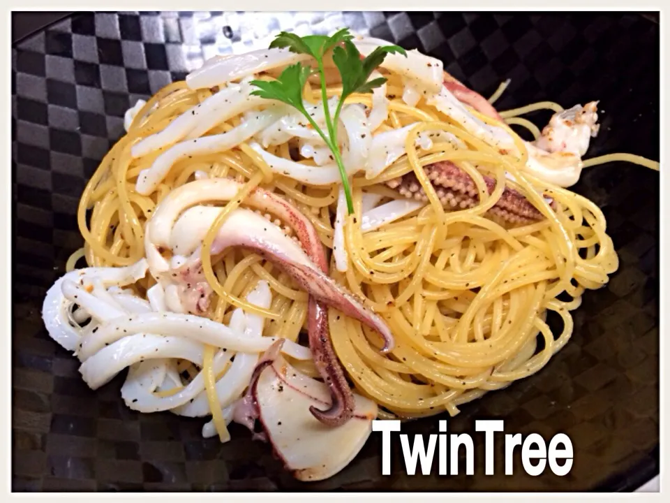 Snapdishの料理写真:釣りたてヤリイカのペペロンチーノ🍝|TwinTreeさん