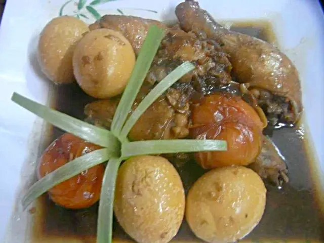 Filipino Cuisine influence by the Spaniard  the Famous : Adobo|Dan Alfred Garcia Madriagaさん