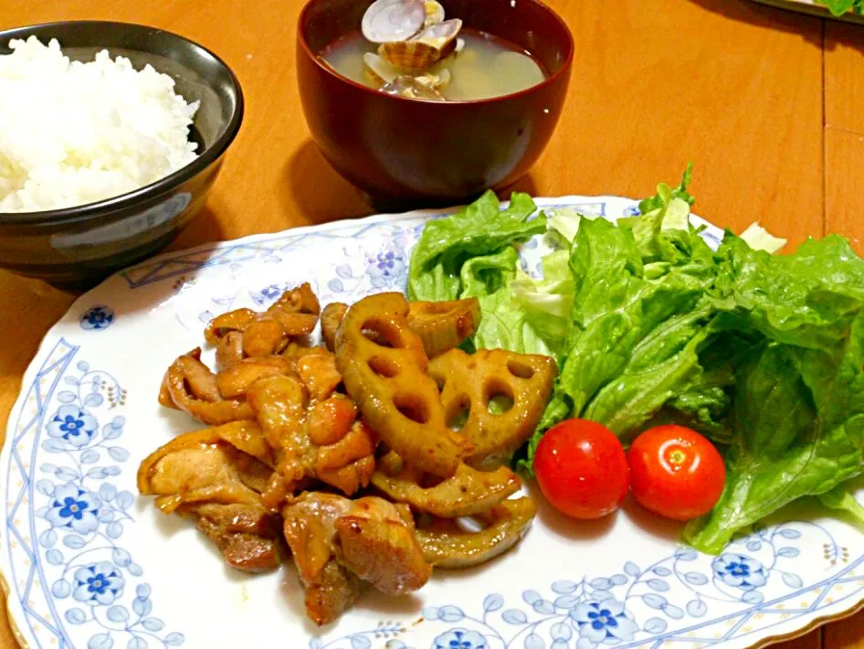 れんこんと鶏肉の照り焼き、あさりの味噌汁|りーさん