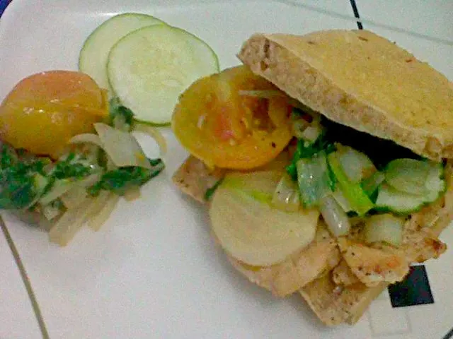 Healthy Sandwich|Dan Alfred Garcia Madriagaさん