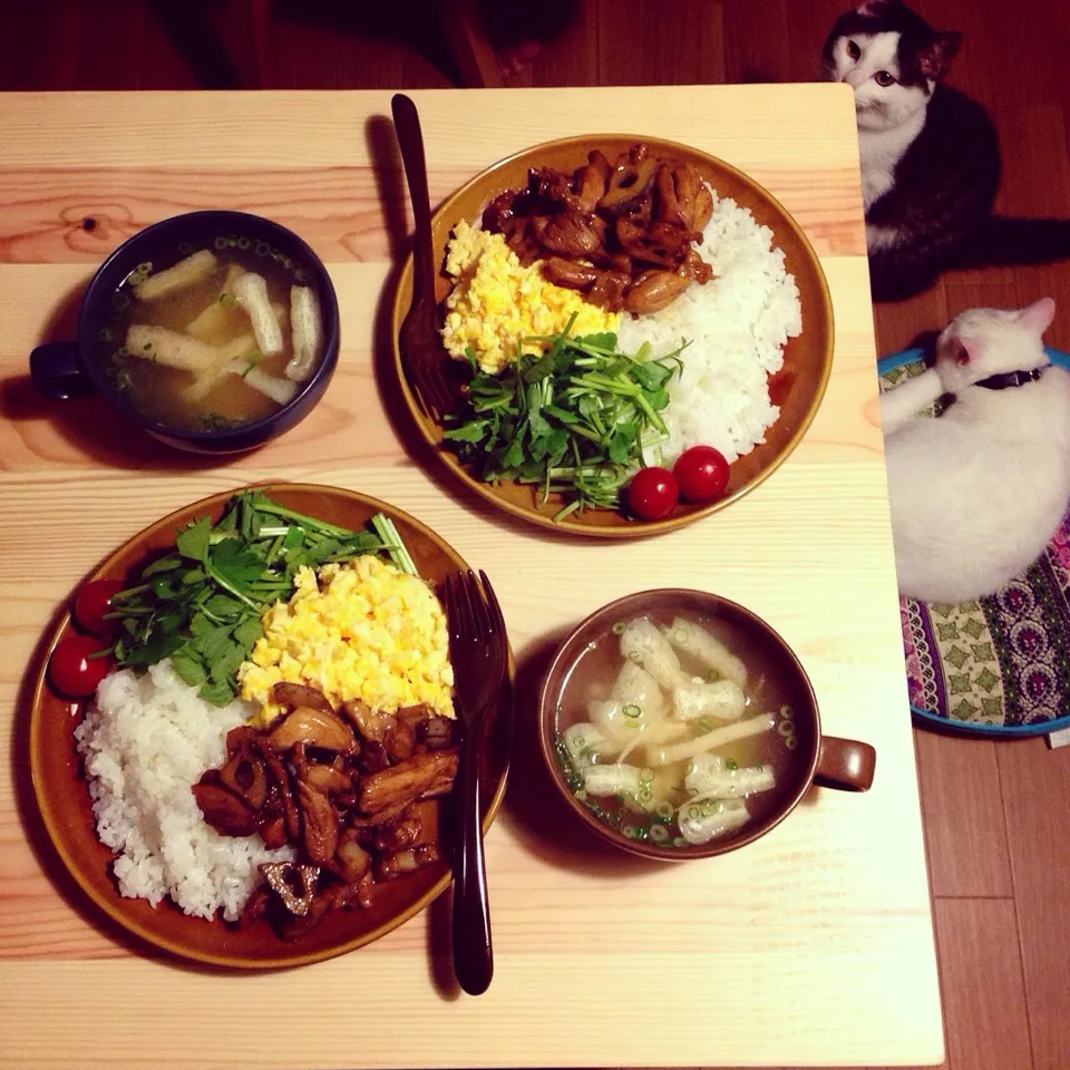 照り焼き親子丼。セリと一緒に。|naouさん