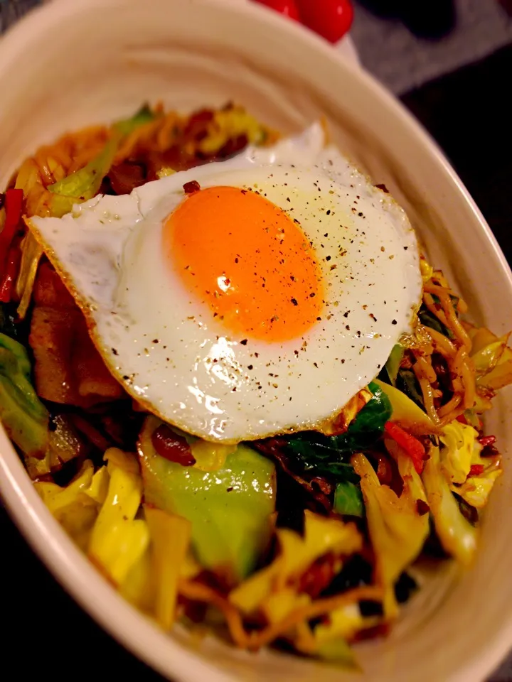 太麺焼きそば🍳乗っけ。|晴雨さん