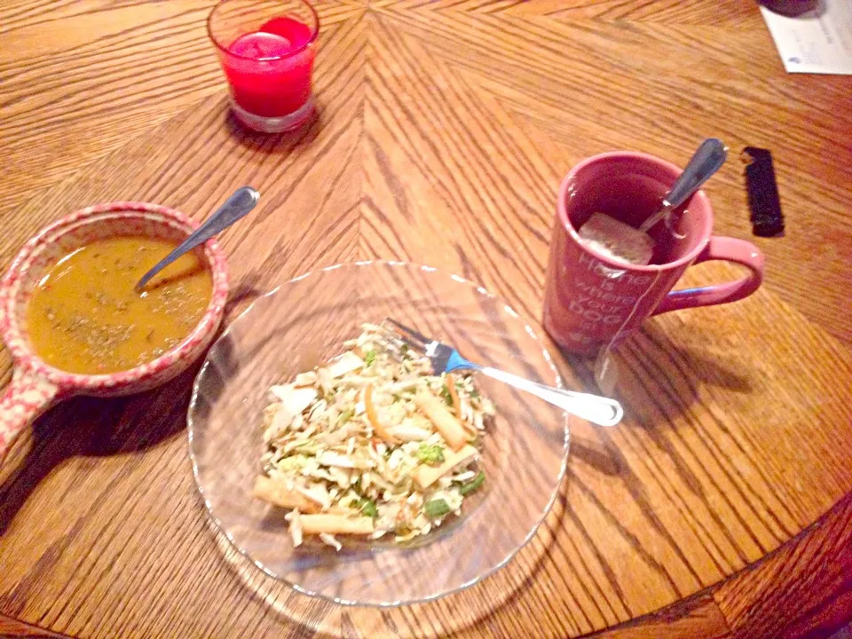 Salad butternut squash soup and green tea|brandieさん