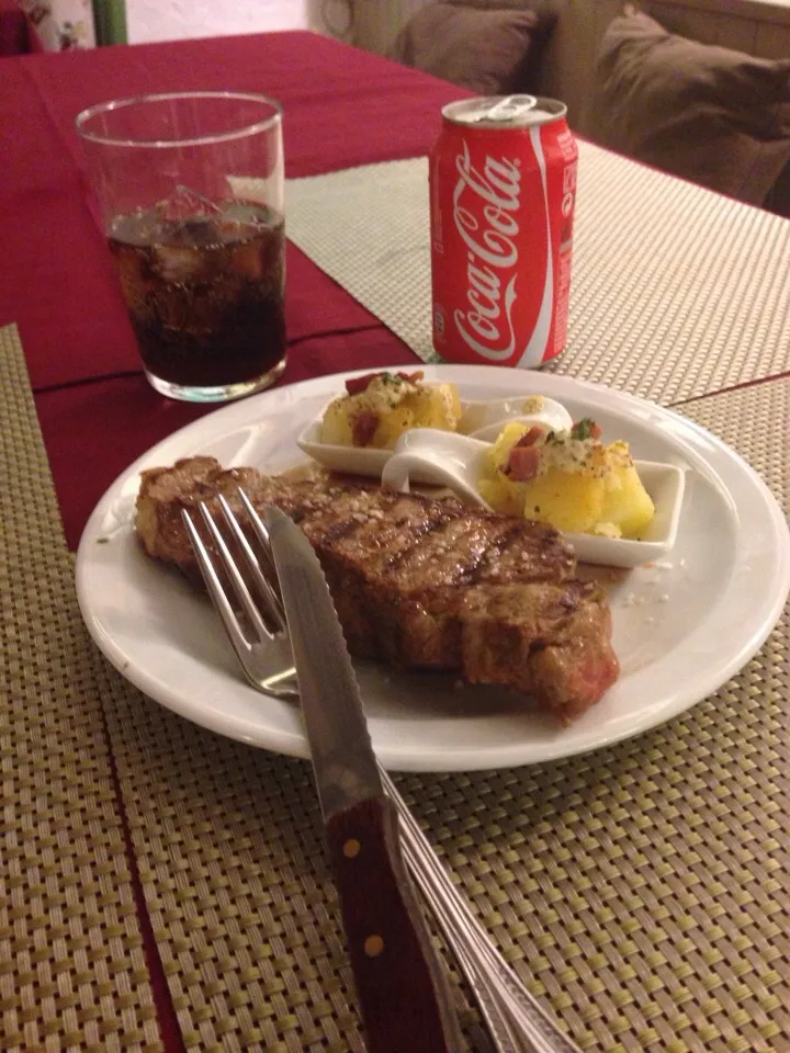 Beef Steak with Mostard potatos. And Serrano Ham|Joan Lorente Grimaltさん