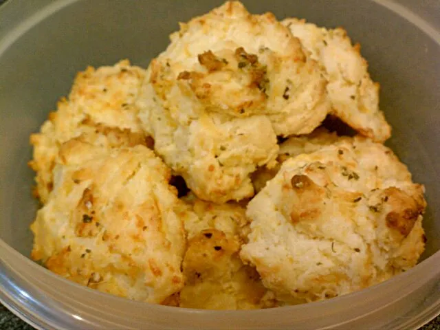 Snapdishの料理写真:Homemade Red Lobster biscuits|Jiraphon Gさん