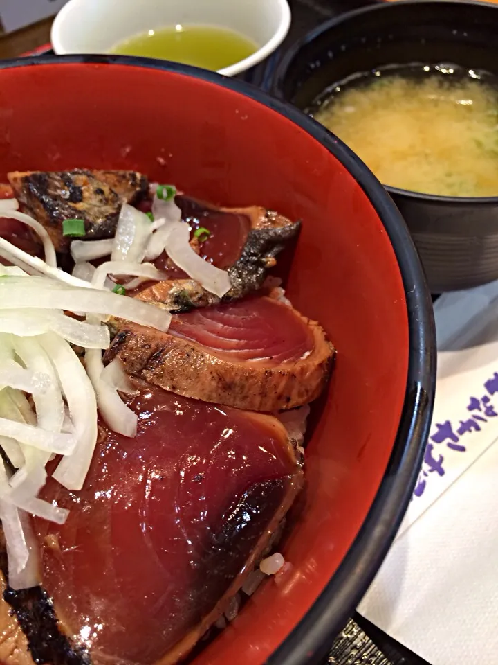 カツオたたき丼|ダンディ☆和田さん