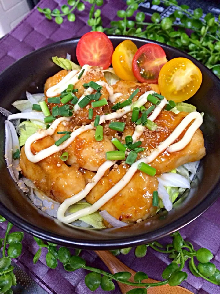 すぐに出来ちゃう鶏胸肉の甘酢丼♥︎|みったんさん