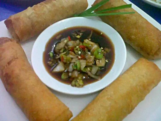 Beans sprout Spring roll or Lumpia togue|Dan Alfred Garcia Madriagaさん