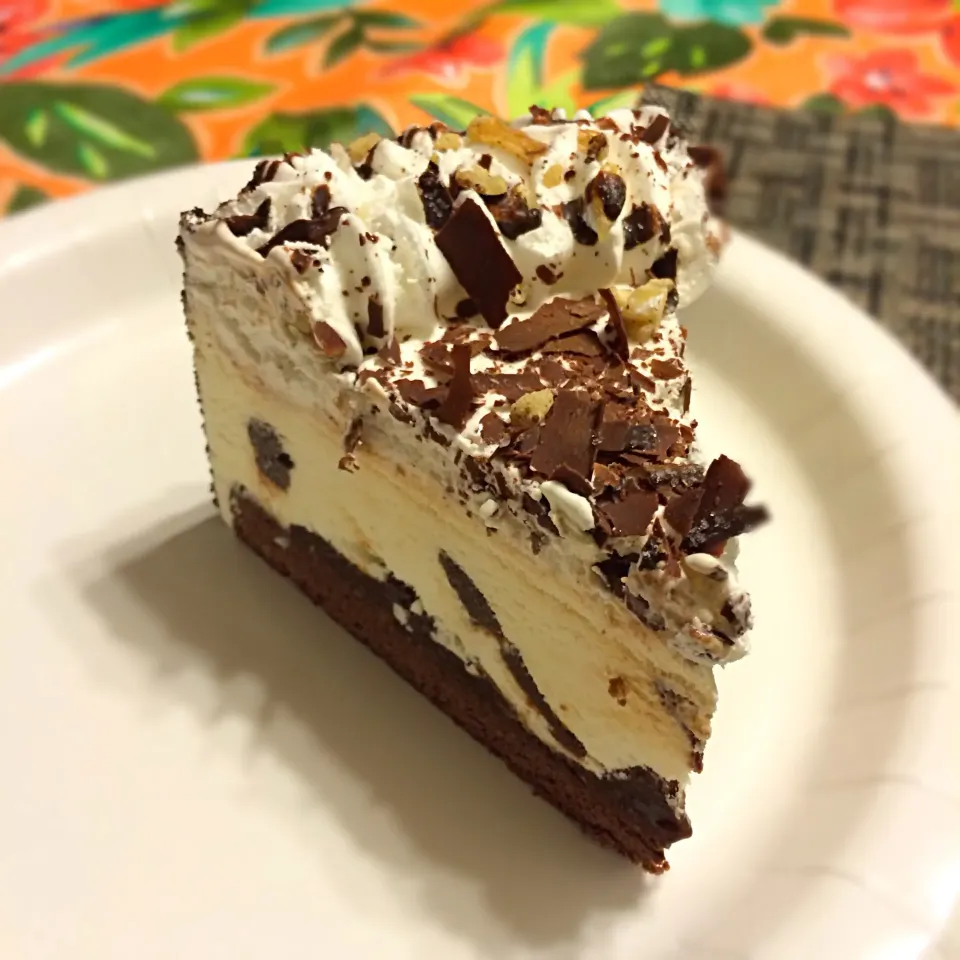 Fudge brownie ice cream cake|julia hoさん